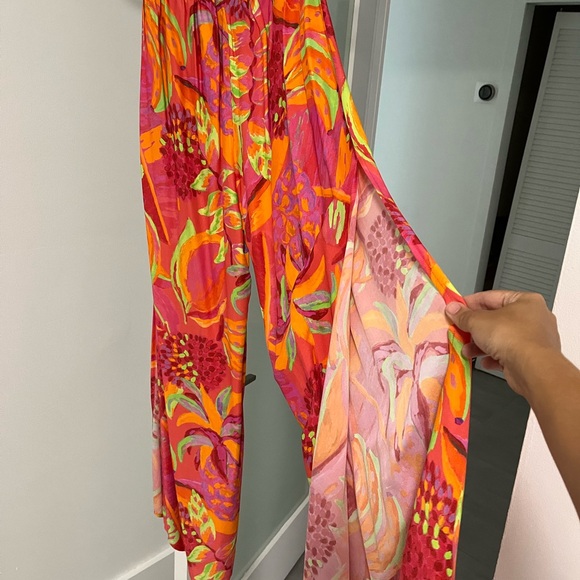 Farm Rio ***BOTH*** Fruit brush crop top NWT and pant NWOT - Picture 3 of 8